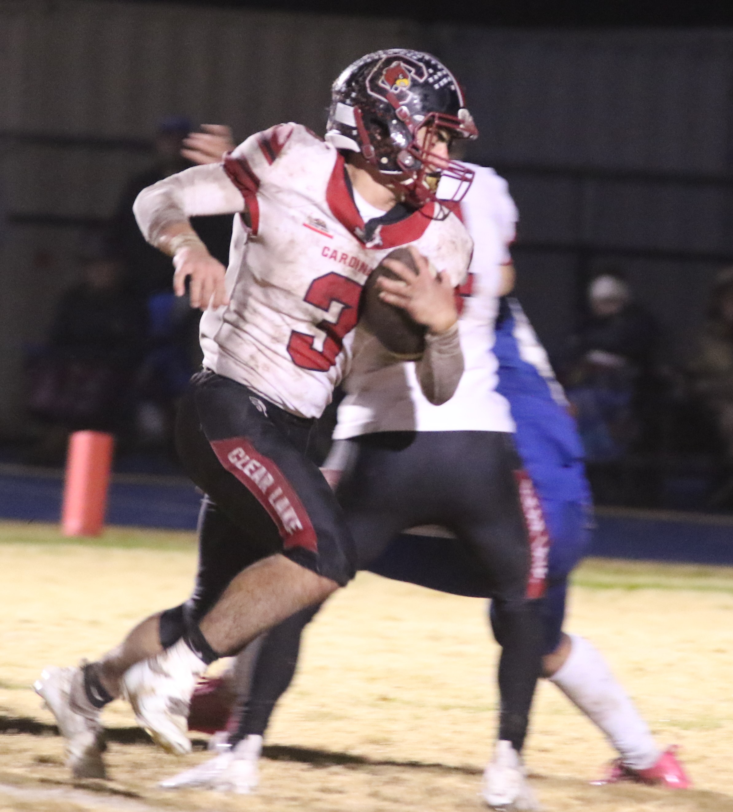 Clear Lake workhorse Hank Ollenberger rushed for 77 yards and a pair of touchdowns against Orland. (Photos by Minenna Photography)