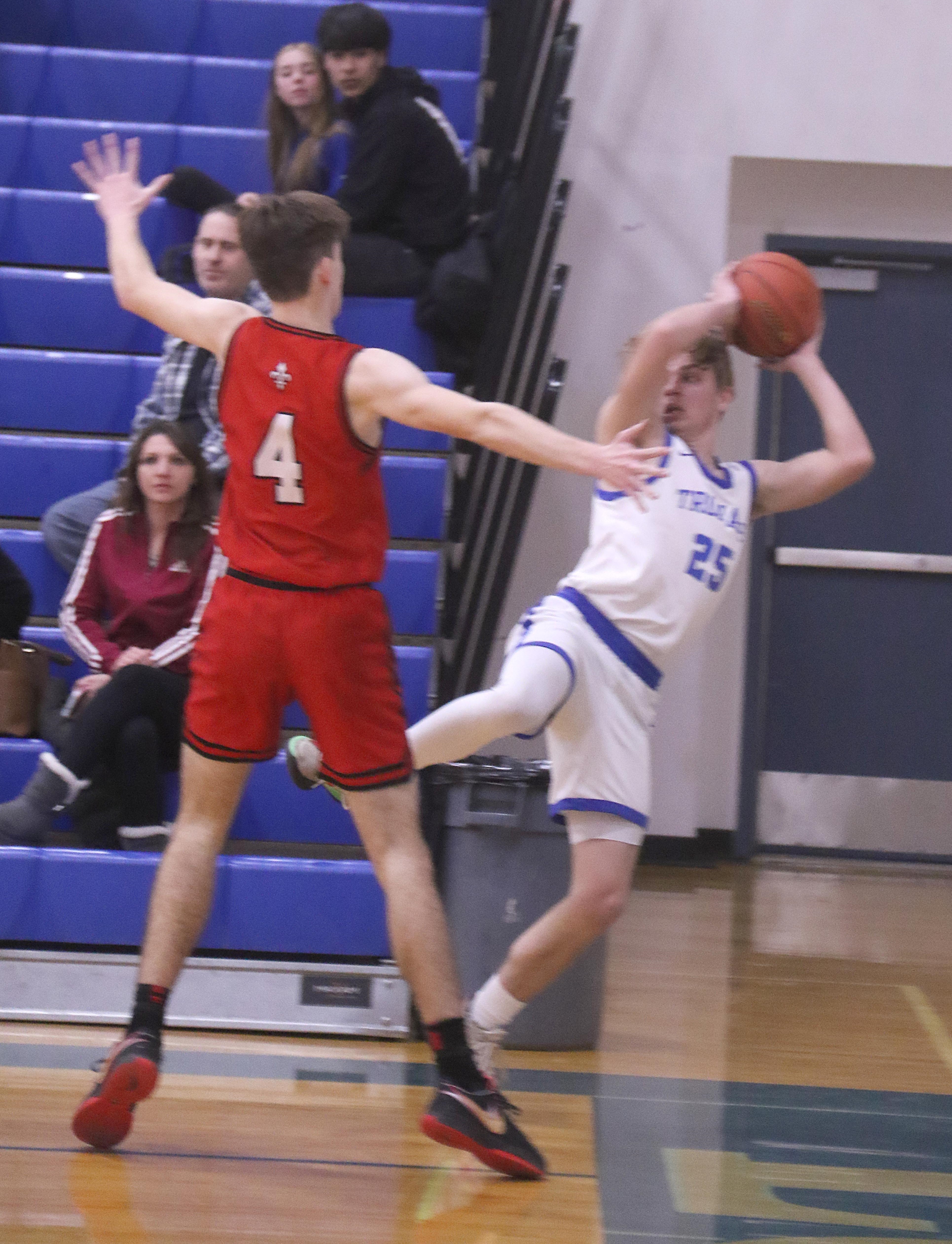 Jordan O'Keefe saves the ball from going out of bounds against St. Helena during Wednesday's action in Lower Lake. (Photos by Minenna Photography)