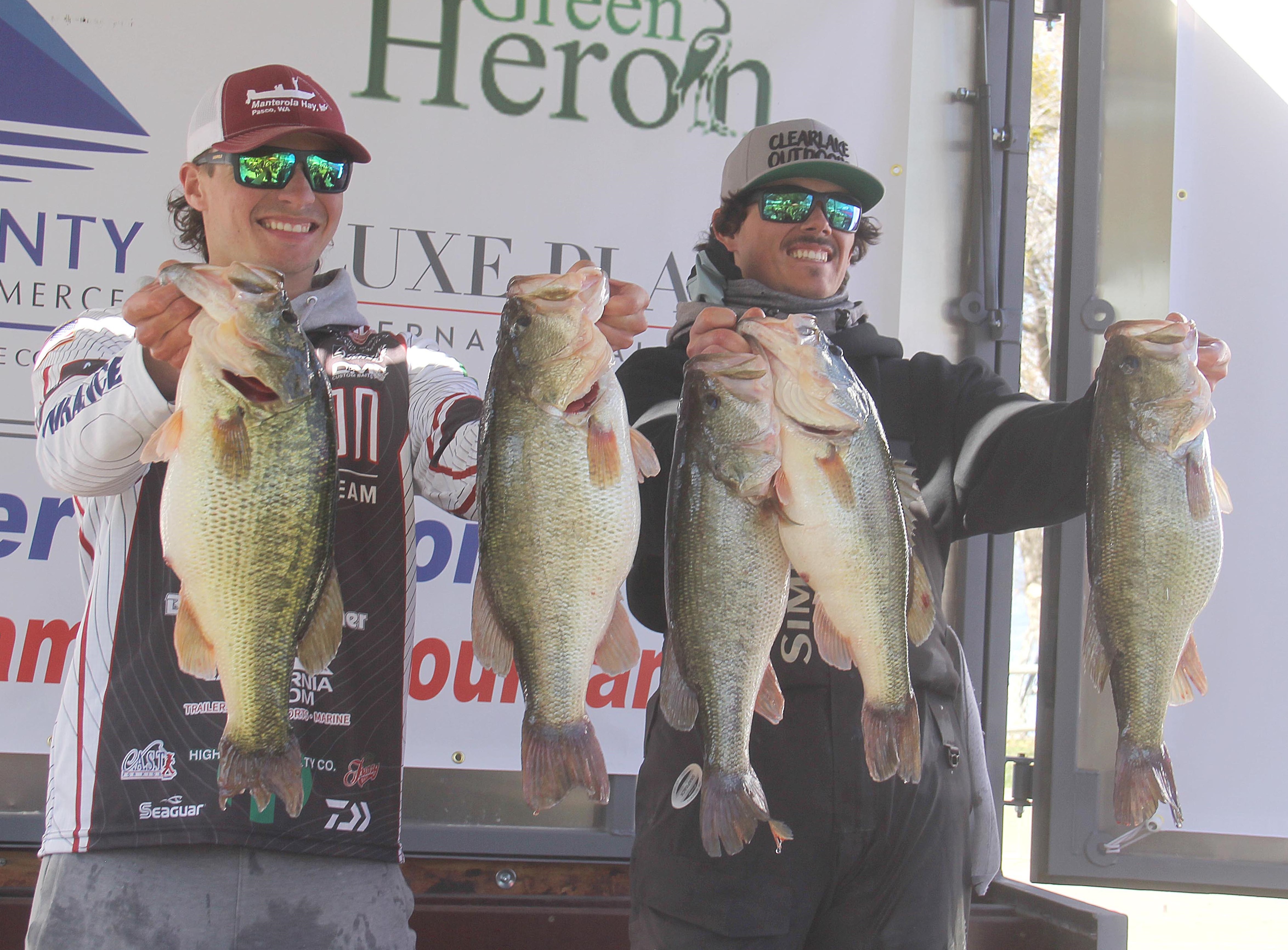 Ty Manterola (left) of Pasco, Washington, and Nathan Philips of Kelseyville placed second in the Clear Lake Team Tournament with 57.23 pounds, including the big bag of the tournament (32.17 pounds), which they weighed in Sunday. They jumped eight places in the standings on day two. (Photo by Minenna Photography)