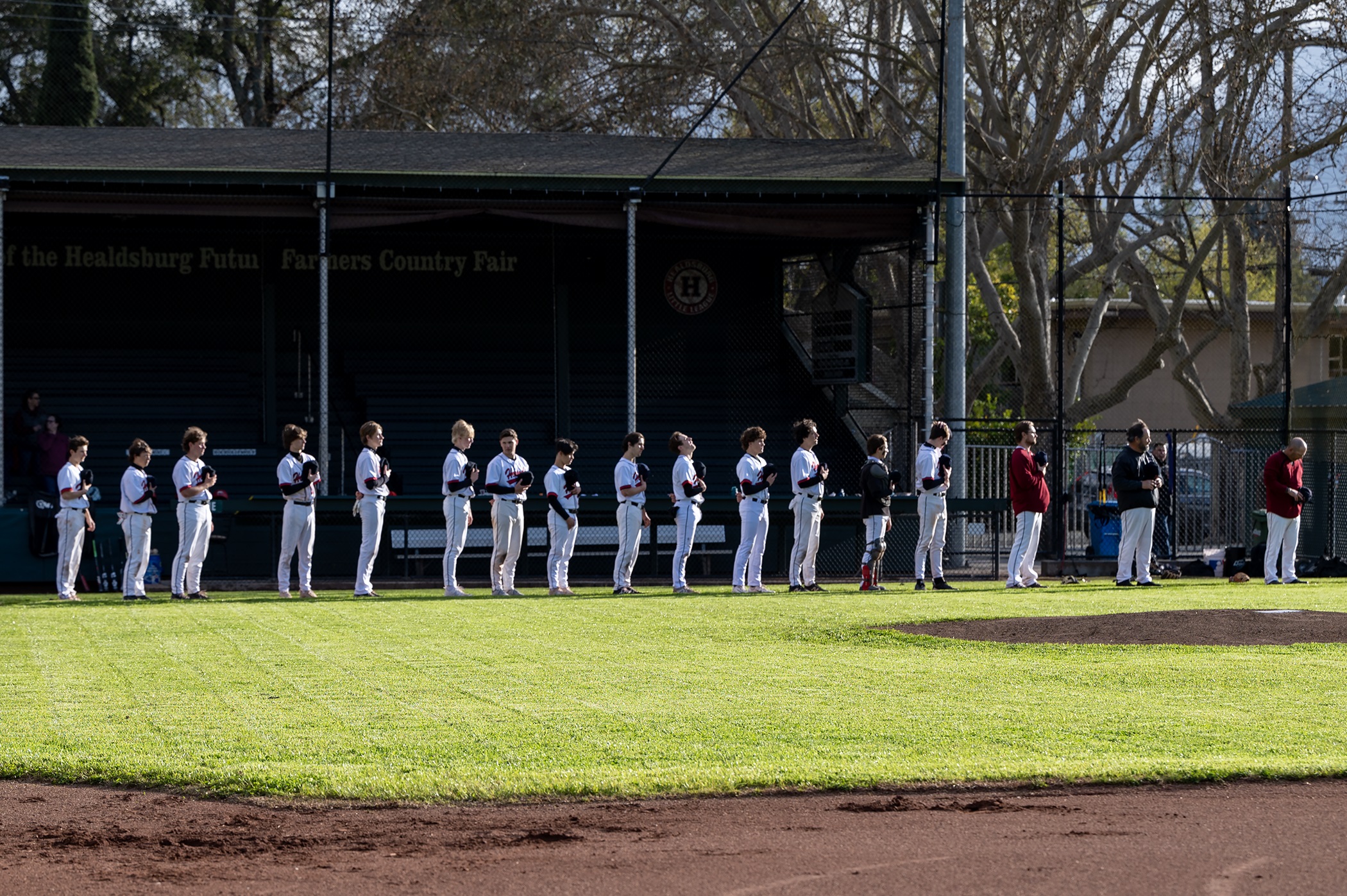 Healdsburg not only honored Ed Pepper with a moment of silence, but also signed a card that they presented along with flowers to Pepper's daughter, Zoey. (Photos courtesy of Michael Lucid)