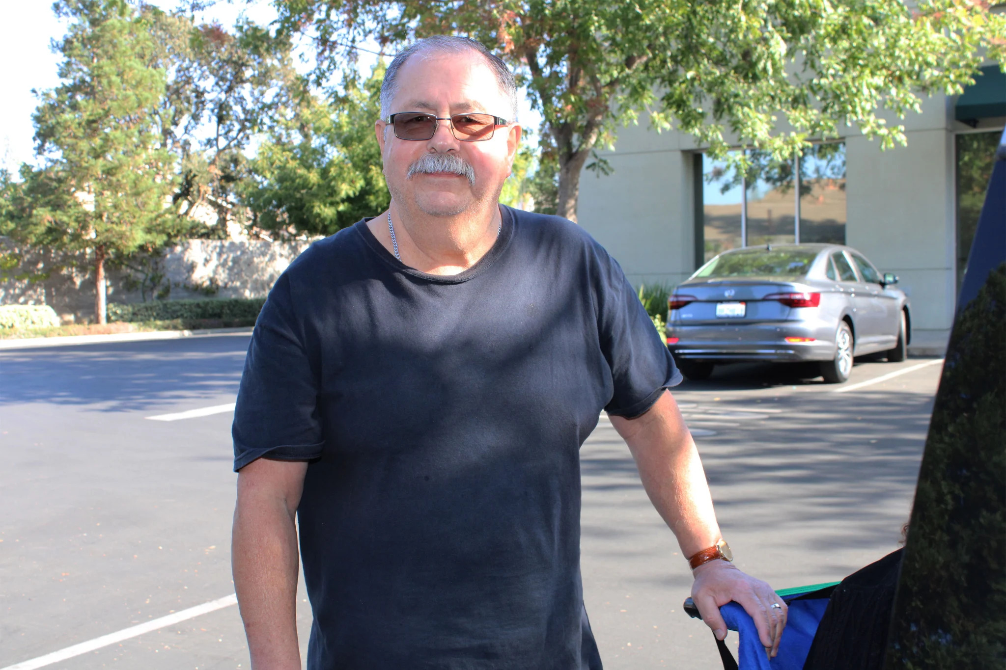 Joe Damian takes his wife, Yolanda, to dialysis three times a week and would welcome a requirement in California for clinics to have doctors, nurse practitioners, or physician assistants on hand for her treatment.