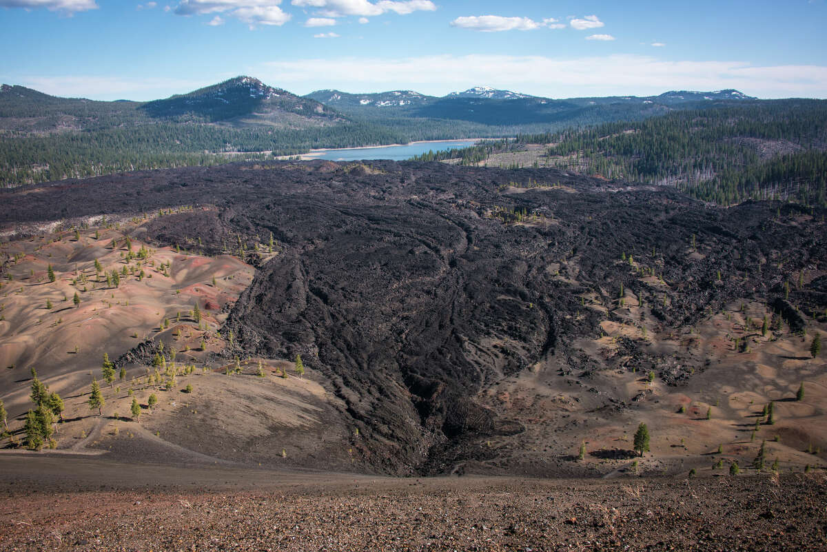 day, the destruction of the 1915 eruption can still be seen in Lassen's landscape.