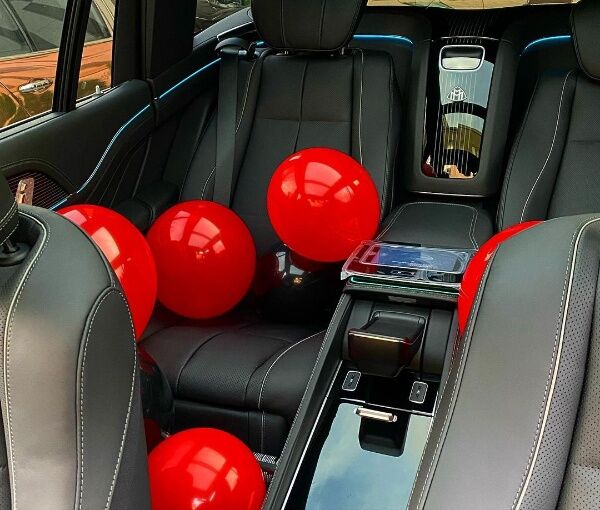 interior of the Cuban Link car