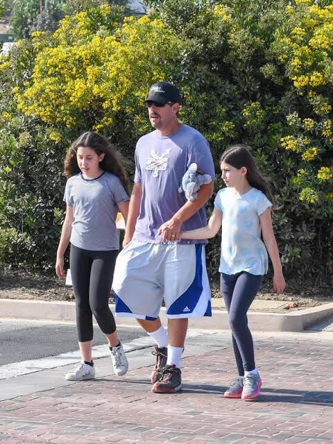 Sunny Sandler and her father and sister