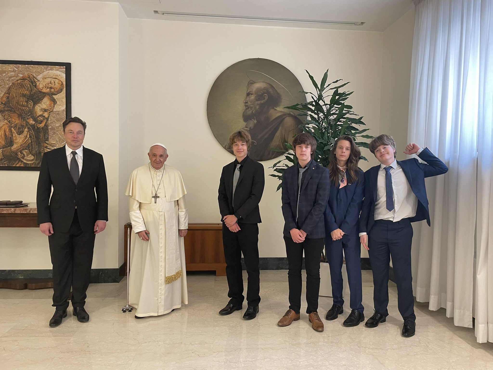 Saxon Musk and his father meeting with Pope Francis