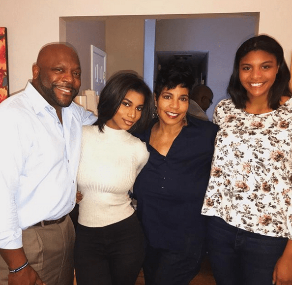 Taylor Rooks and her family