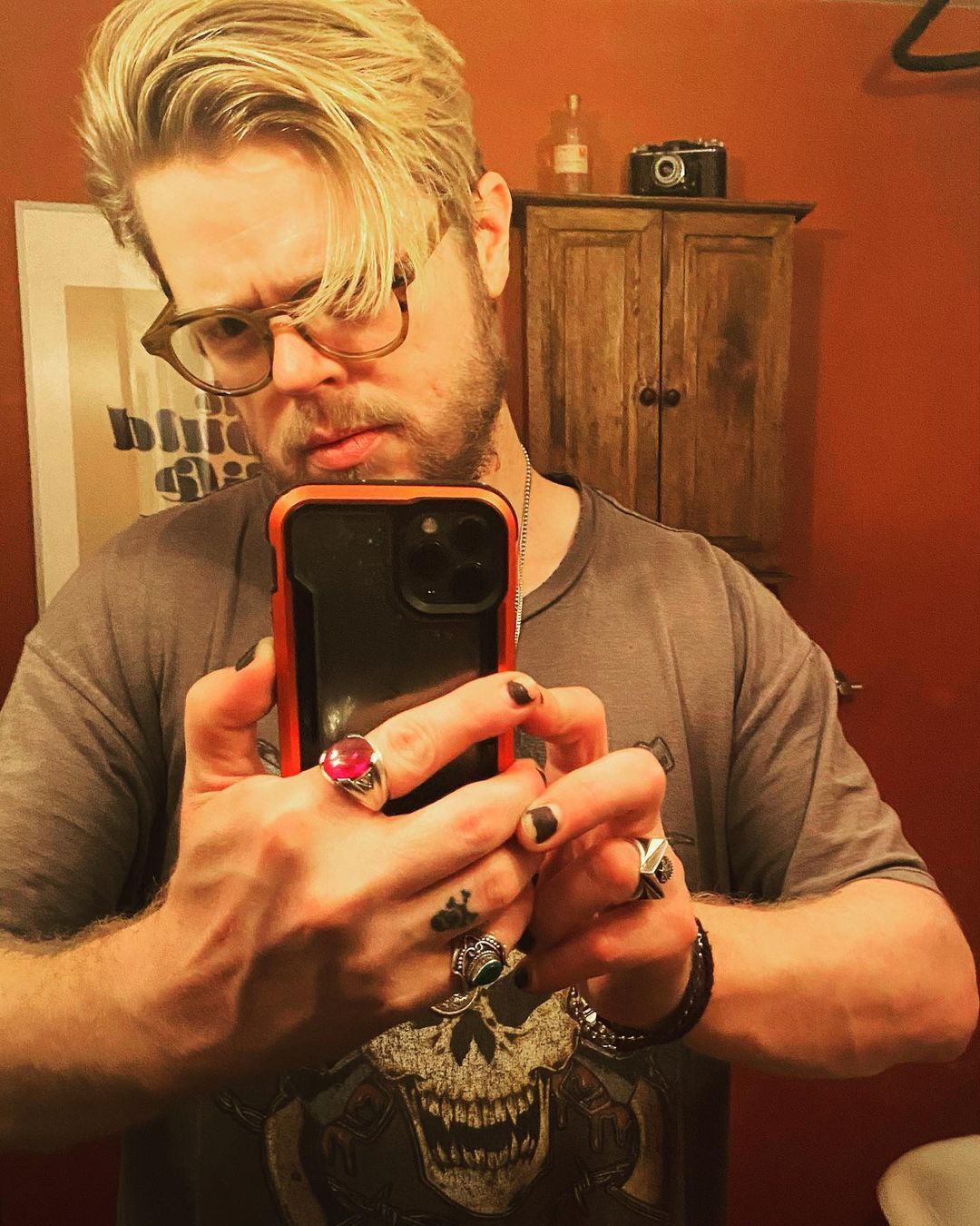 Elden Henson mirror selfie