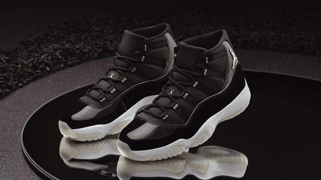 fuego Transparente profundo Air Jordan XI - 25º aniversario - I Love Sneakers