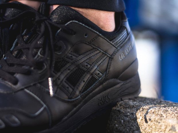 Asics gel lyte outlet iii triple black leather