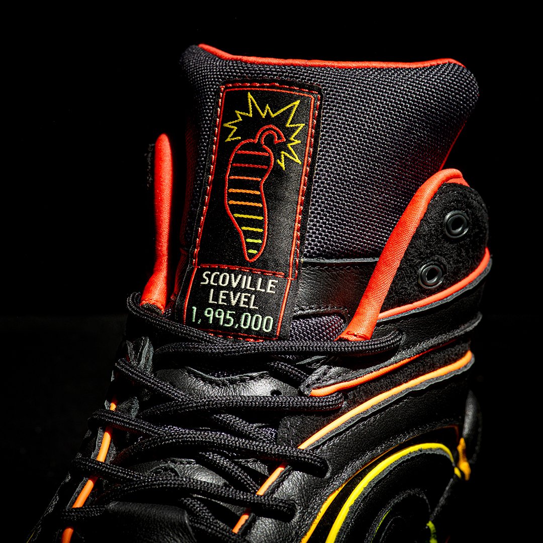 Reebok x The Hot Ones 8 Reebok I Love Sneakers Reebok x The Hot Ones