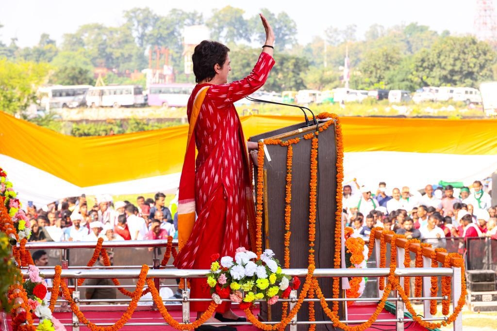 Priyanka Rains More Promises In Up 20l Jobs To Youth Free Bus Travel For Women Social News Xyz