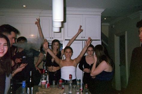 12 Must Haves For College Dorm Pregames Society19