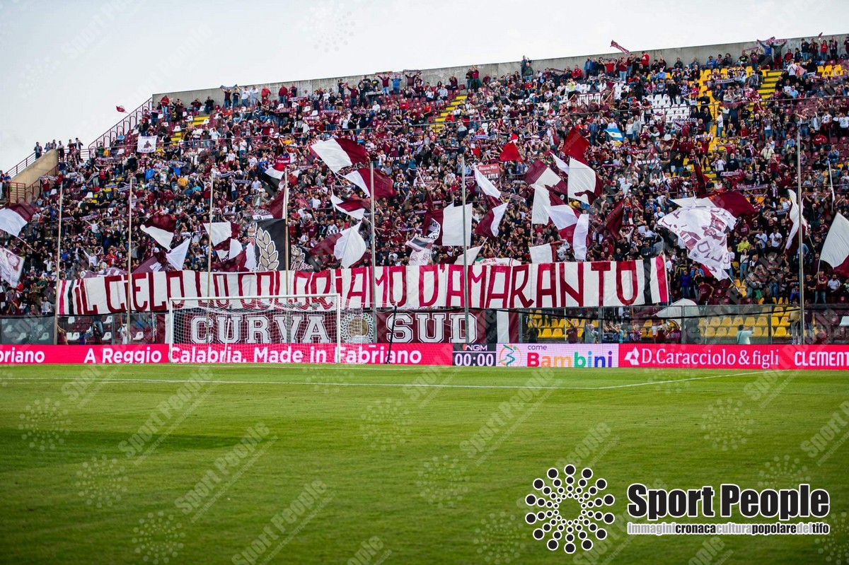 Reggina Parma L Ennesima Storia Di Abusi Sport People