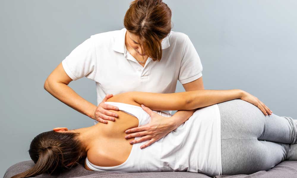 L Osteopata Cosa Cura Medicina Alternativa Per Il Benessere Fisico