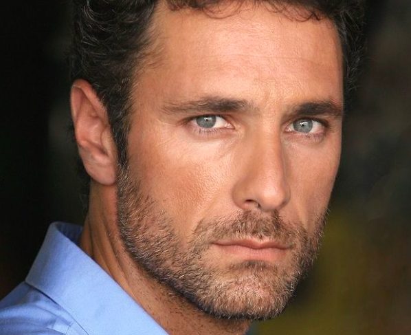 Raoul Bova Don Matteo 13 Eta Altezza Film Moglie Rocio E Figli Dell Attore Che Interpretera Il Nuovo Don Matteo