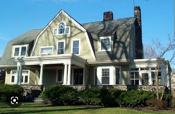 Non Solo Dahmer Netflix Rinnova Le Serie Mostro E The Watcher Tag43