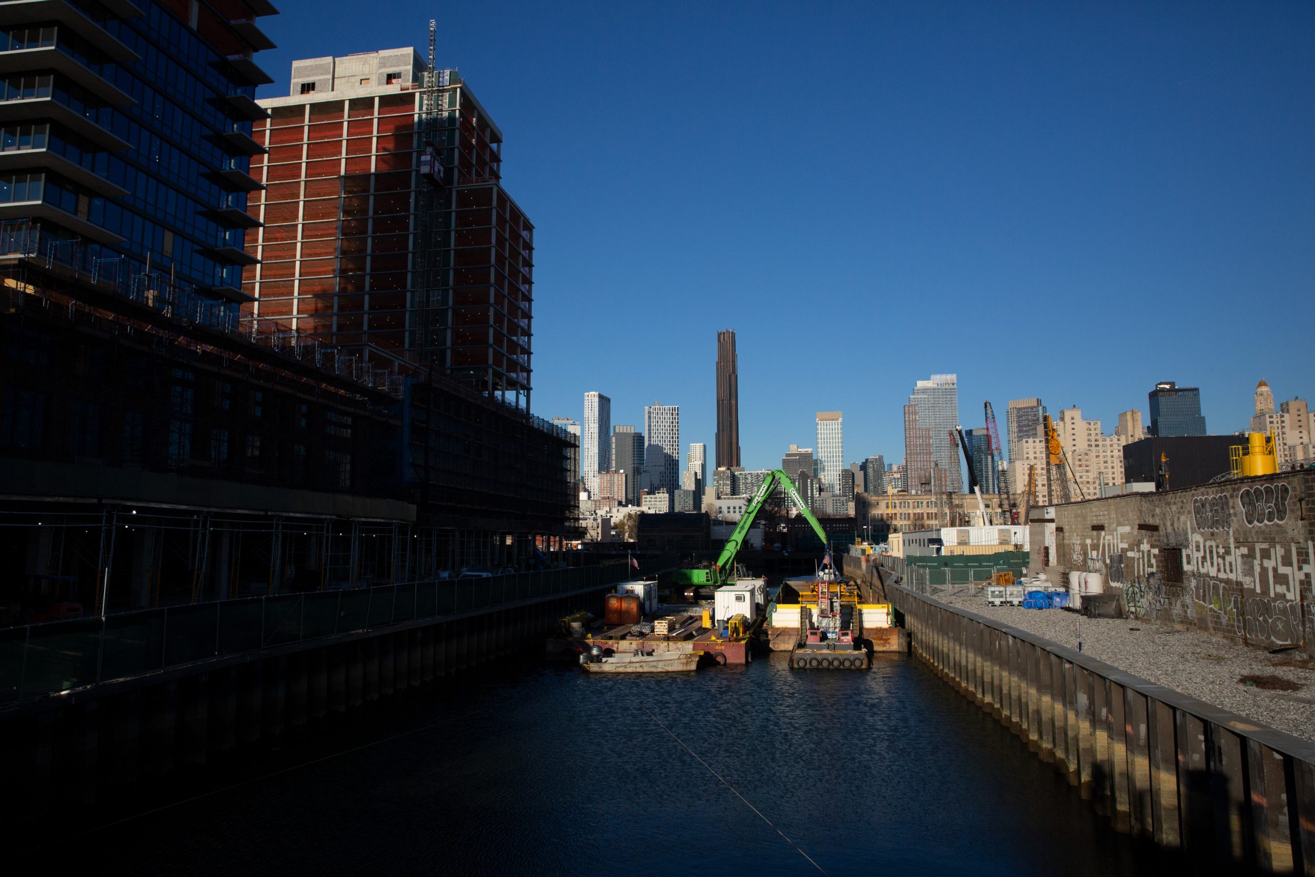 The federal Environmental Protection Agency has been working to remediate the Gowanus Superfund site while new construction goes up along the canal.