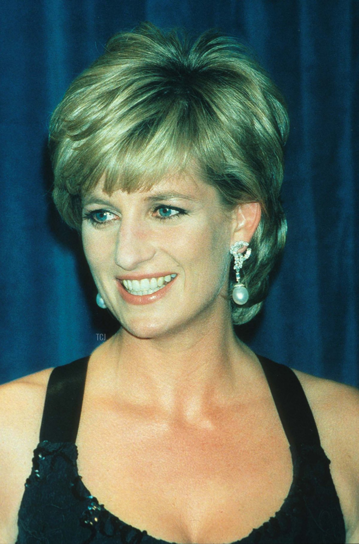 Lady Diana Spencer smiles at the 41st annual United Cerebral Palsy Awards gala December 11, 1995 in New York City. Lady Diana, the Princess of Wales, received the UCP Humanitarian Award at the fundraising evening