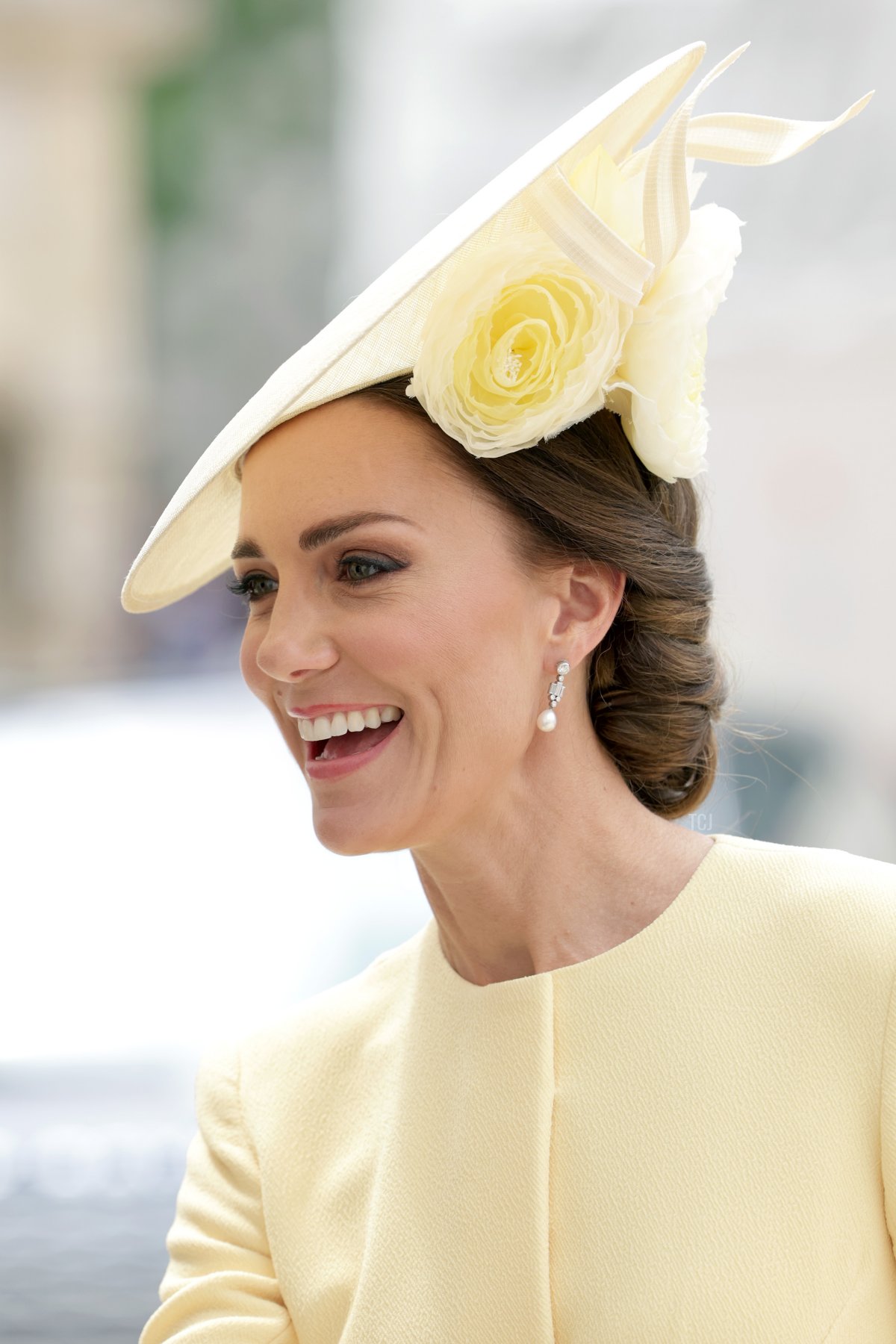 Catherine, Duchess of Cambridge arrives for the Lord Mayor's reception for the National Service of Thanksgiving at The Guildhall on June 03, 2022 in London, England