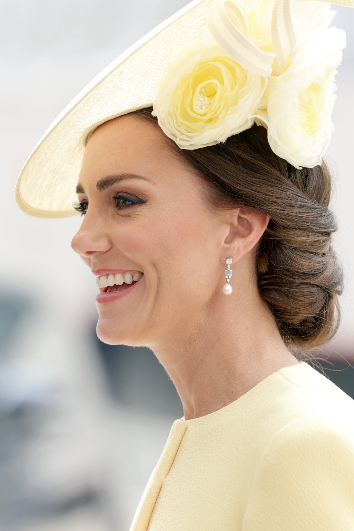 Catherine, Duchess of Cambridge arrives for the Lord Mayor's reception for the National Service of Thanksgiving at The Guildhall on June 03, 2022 in London, England