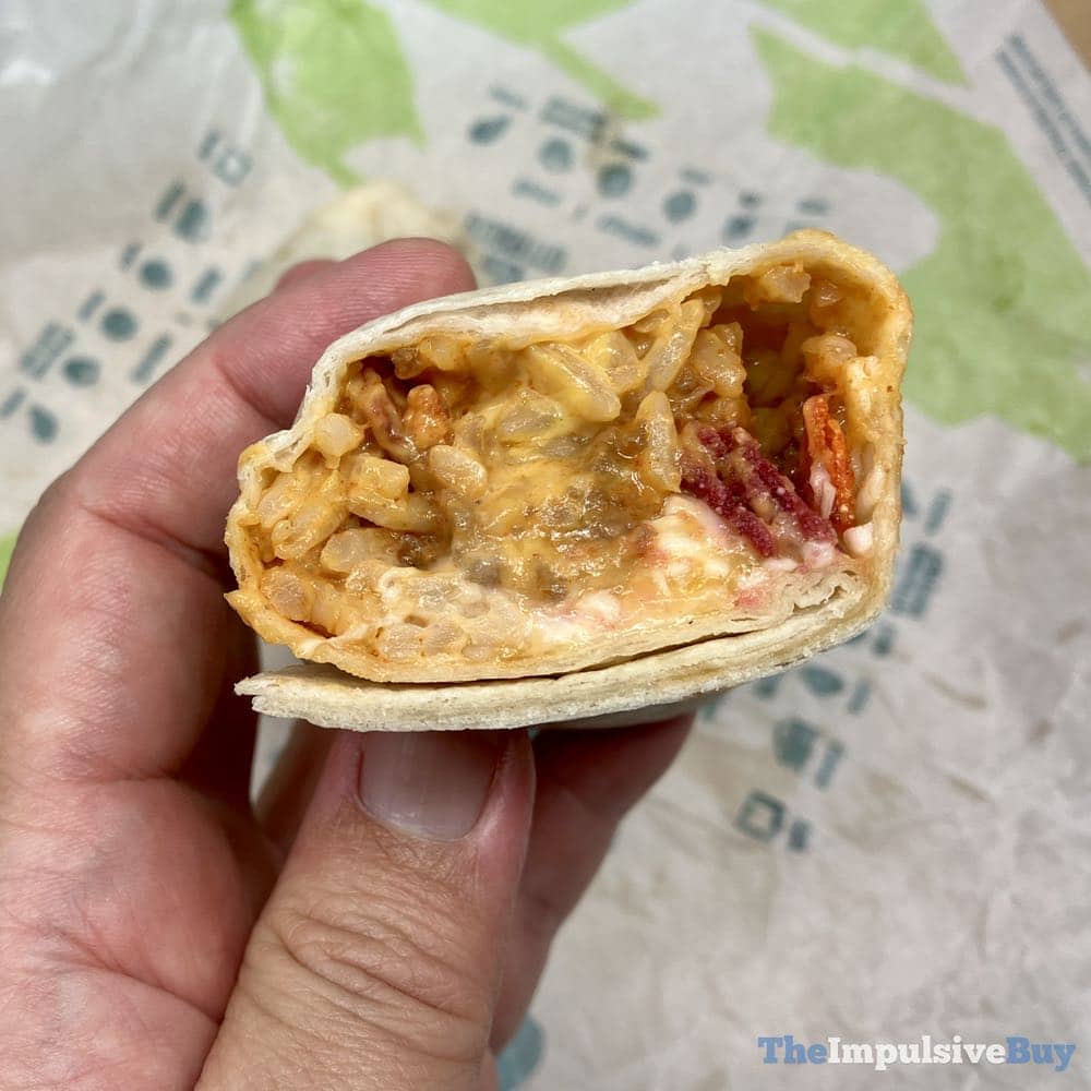 Review Taco Bell Cheesy Double Beef Burrito 2022 The Impulsive Buy