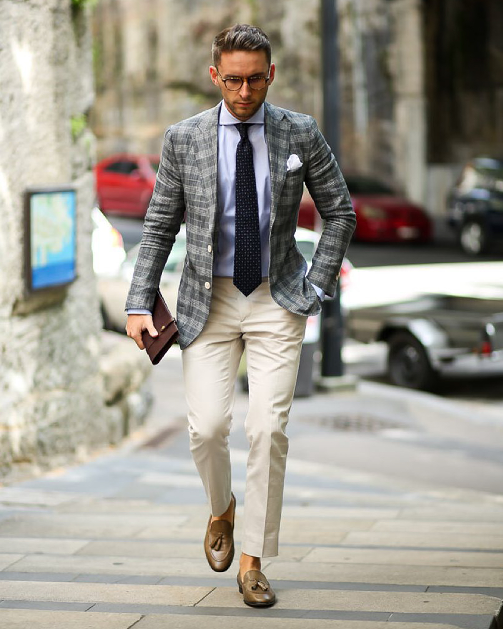 What To Wear To Melbourne Cup Derby Day Caulfield Cup Crowne Oaks