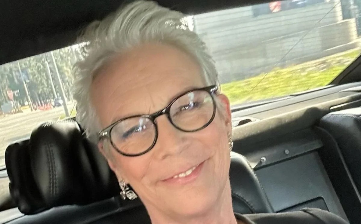 Jamie Lee Curtis Left the Oscars Early and Got In-N-Out