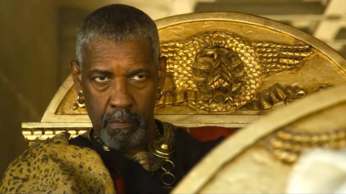 Denzel Washington as Macrinus in "Gladiator II"