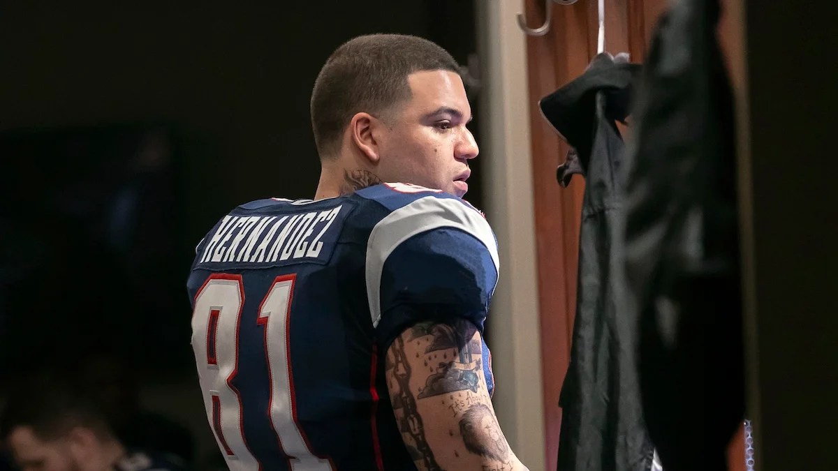 american-sports-story-aaron-hernandez-josh-andres-rivera-fx