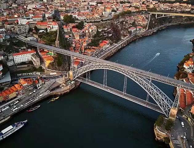 Dom Luis I Bridge 