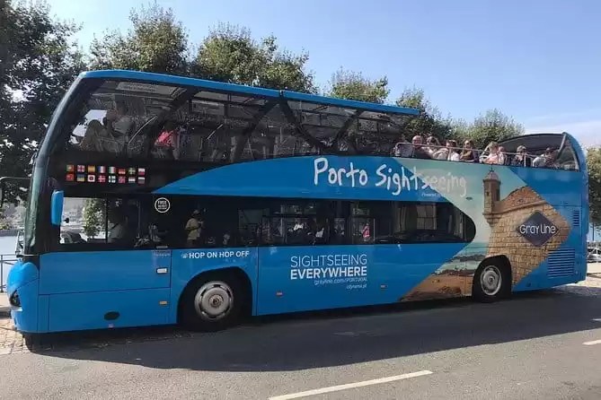 Hop on Hop off Bus - Porto Top 10 Sights in Porto
