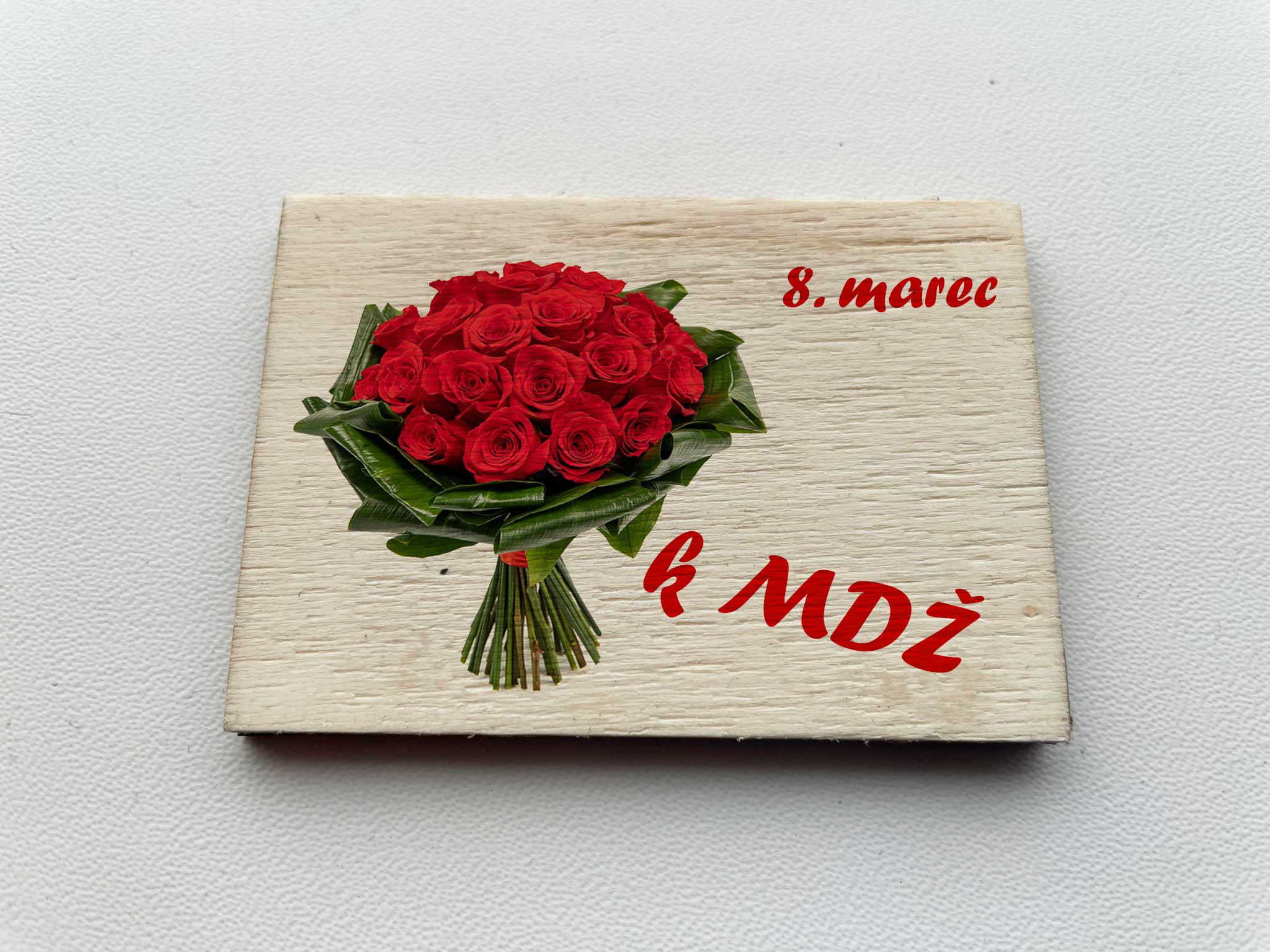 Drevená magnetka k MDŽ