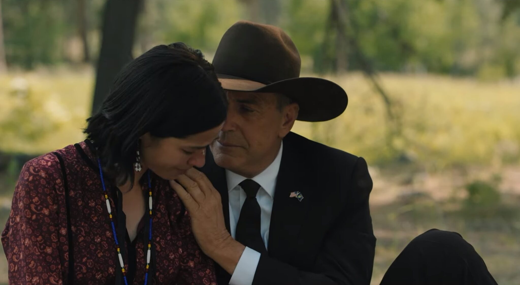 Yellowstone Season 5 The Cast Reacts To Episode 4 Horses In Heaven Whiskey Riff