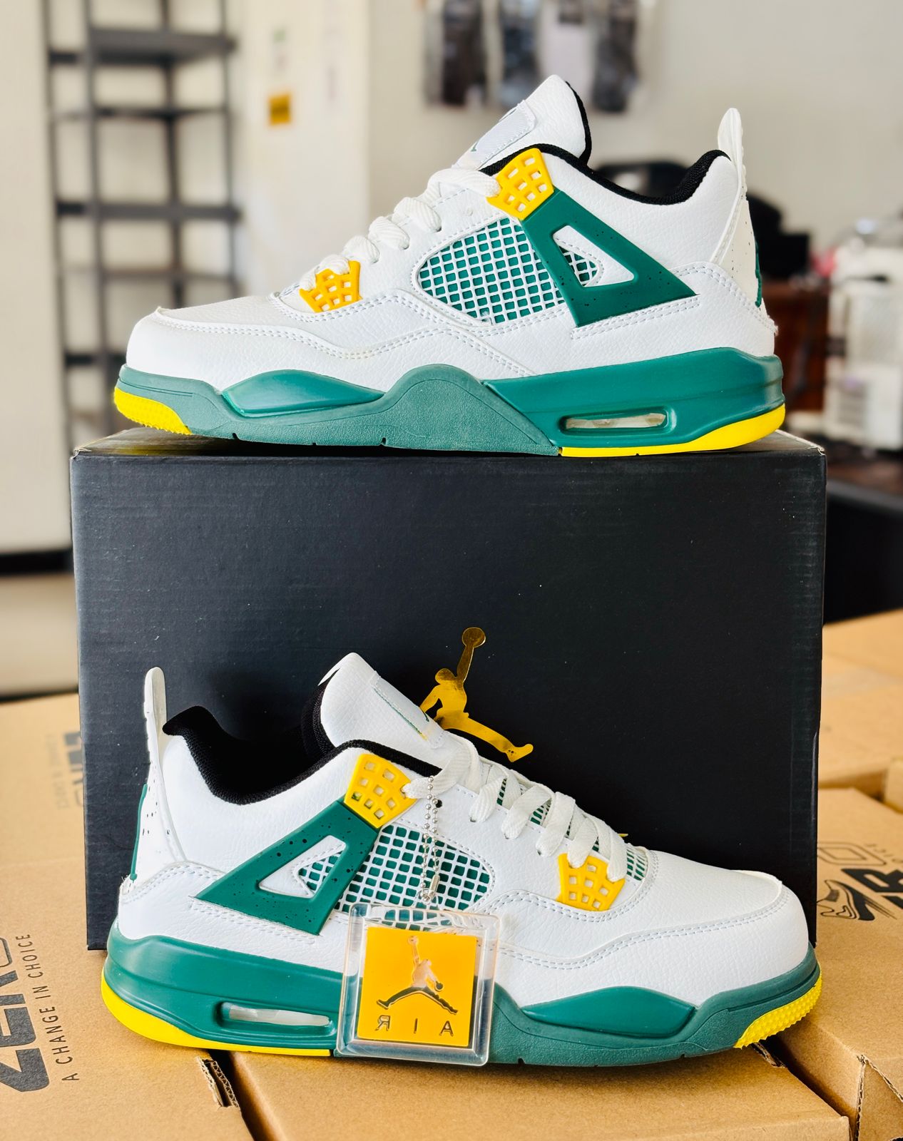 Air Jordan 4 - Premium Copy ( size 40 – 44 ) - Image 2
