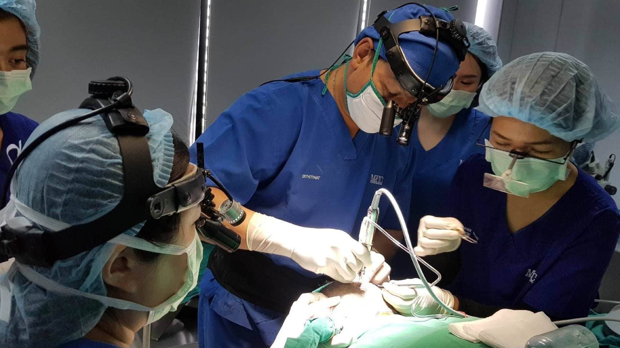 รีวิวการปลูกผม กับเรื่องราว ณ วันผ่าตัด 13 ปลูกผม - รีวิวการปลูกผม กับเรื่องราว ณ วันผ่าตัด