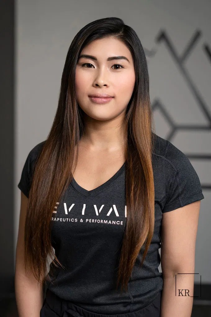 Athletic therapist airdrie, therapy pain clinic airdrie, ally lo, Ally lo airdrie, pain treatment airdrie, neck back shoulder fascial stretch therapy revival airdrie