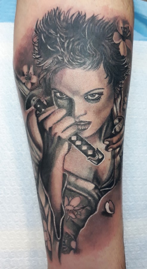 Tatuaggio Donna Guerriera Denis Trevisani Tattoo Studio