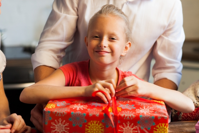 クリスマスプレゼント 予算500円以内 で小学生が喜ぶプレゼント10選