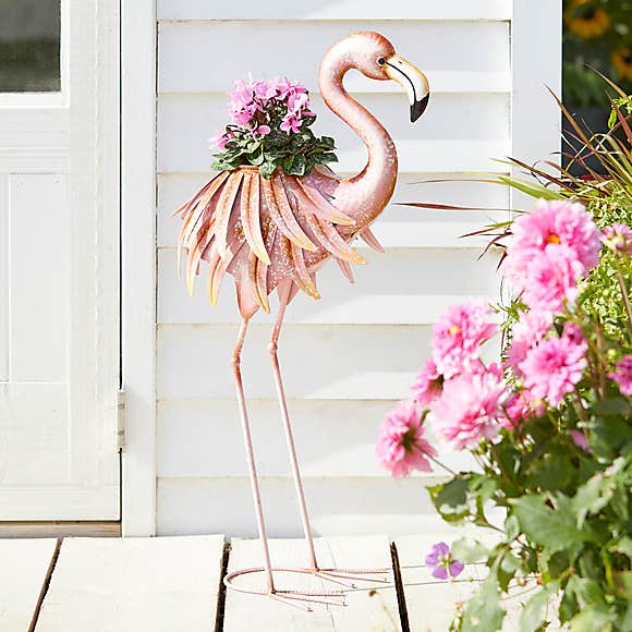 Vintage And Retro Style Plant Pots From Dunelm For Your Home