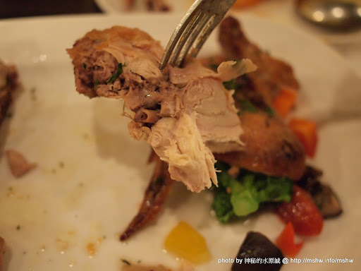 【食記】台北Dancing Pig 豬跳舞小餐館@大安捷運MRT國父紀念館 : 怎麼跟我想得不太一樣...我被豬嚇到了= =|| 區域 午餐 台北市 大安區 捷運美食MRT&BRT 晚餐 烤雞 燉飯 義式 飲食/食記/吃吃喝喝 麵食類