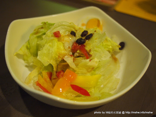 【食記】台中Burger Joint 7分So美式廚房華美店@西區捷運BRT科博館 : 七分熟的獨特風味!! 區域 台中市 捷運美食MRT&BRT 排餐 早餐 早點類 晚餐 漢堡 燒烤/燒肉 美式 西區 輕食 飲食/食記/吃吃喝喝