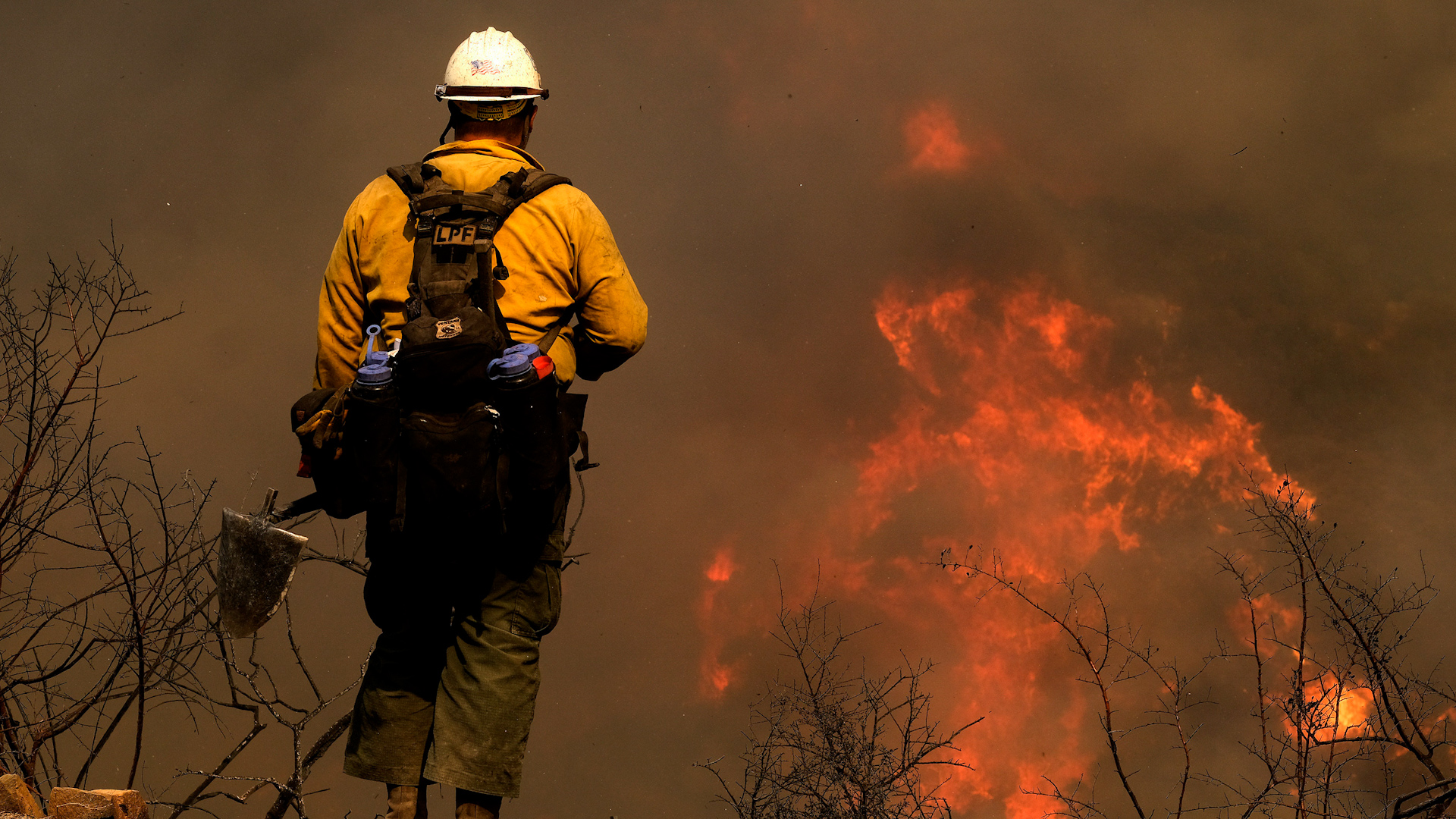 California wildfires: Santa Barbara County lake fire burns more than 13,250 acres