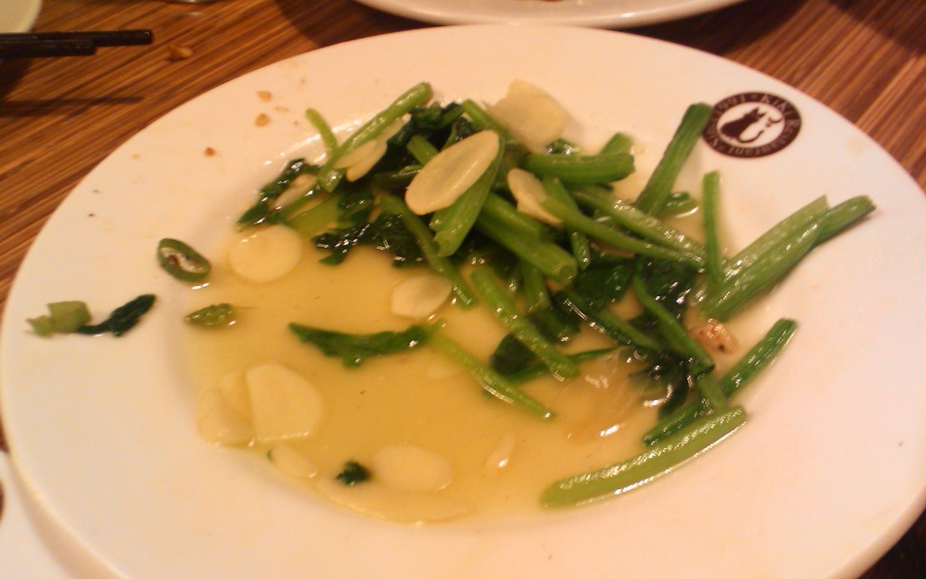 這...忘了...波菜嗎? 【食記】這是川菜館?! ~ 台中南屯" KiKi restaurant " 中式 區域 南屯區 台中市 合菜 川菜 飲食/食記/吃吃喝喝