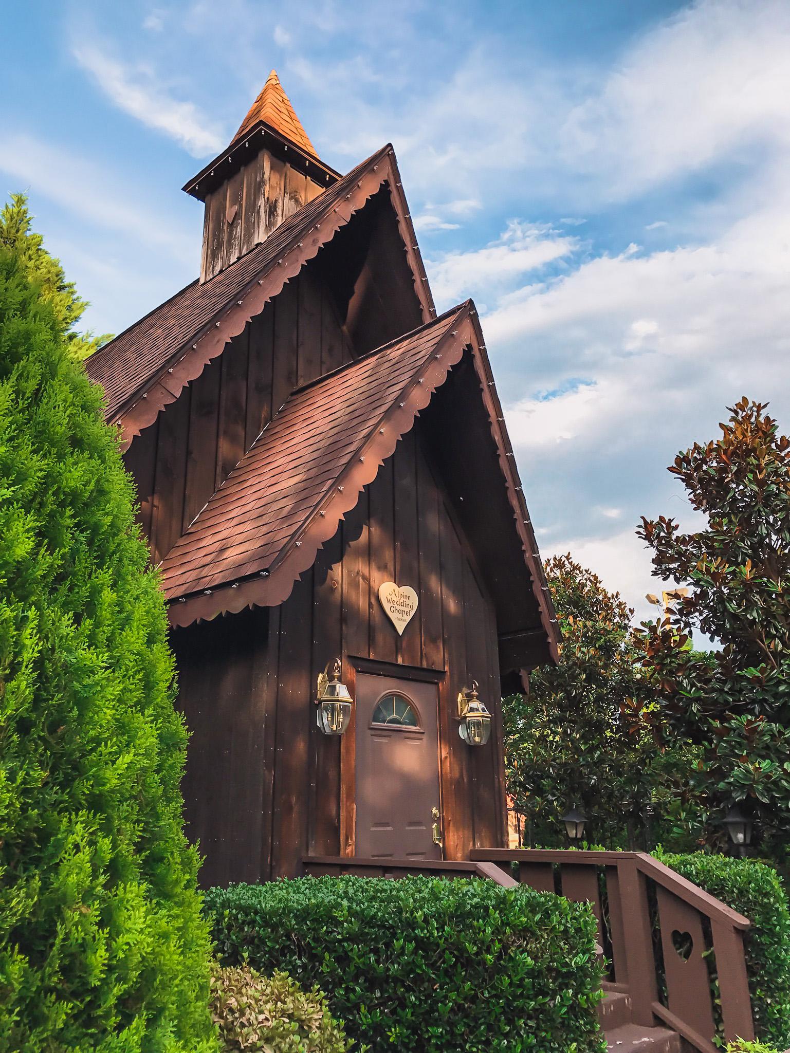 alpine helen wedding chapel in the Bavarian town in Georgia