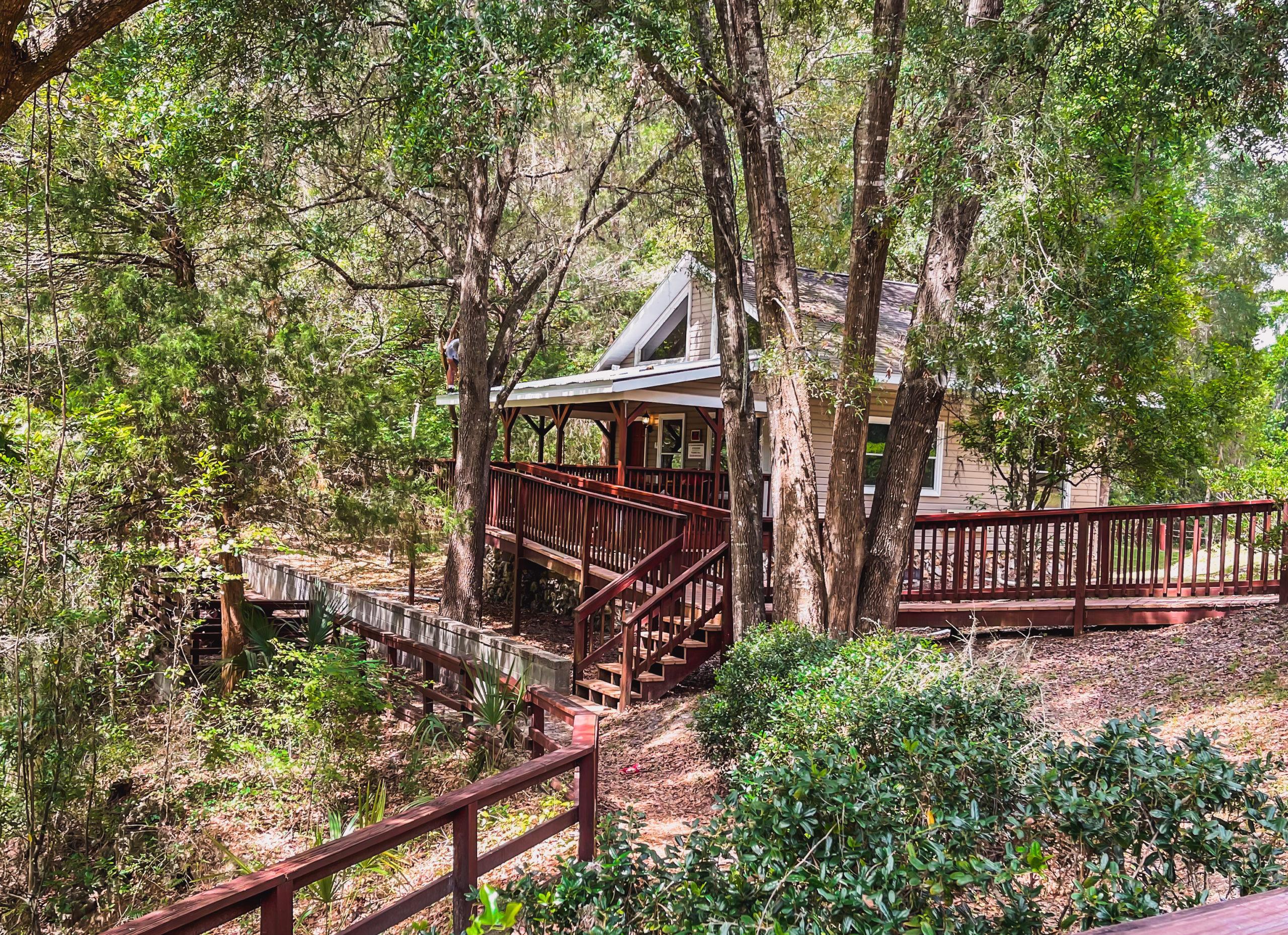 devil's den cabins