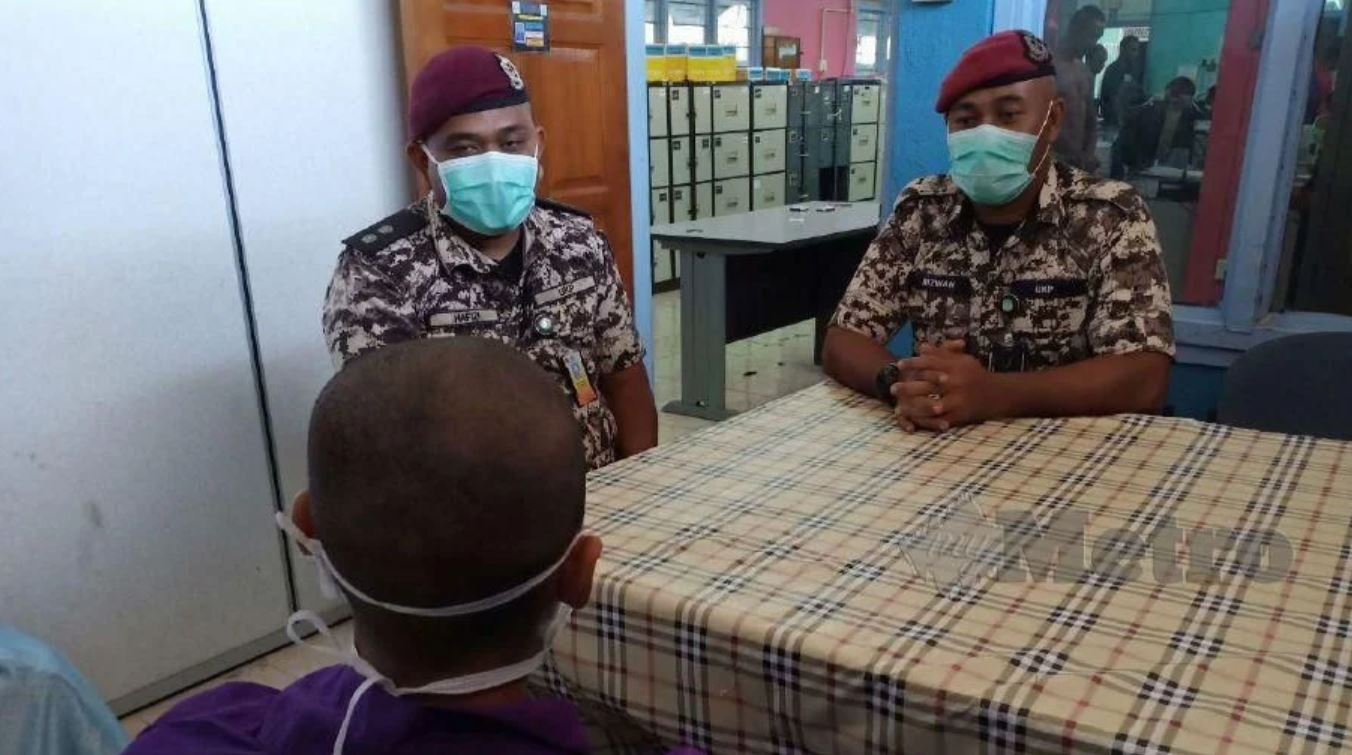 Man Tingkatan Enam Covid