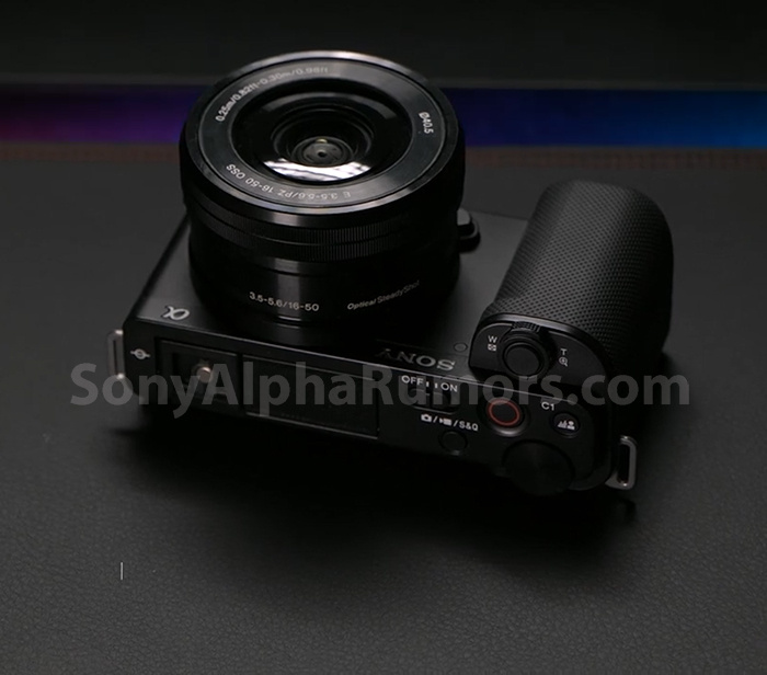 05128e44e27c36bdba71221bfccf735d - Sony ZV-E10 搭載 APS-C 片幅 Vlog 專用機外觀照流出