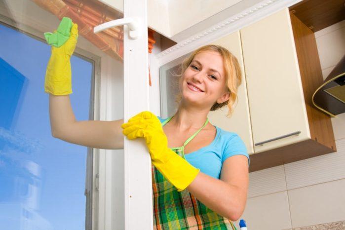 Cleaning (4) Springing Up To Clean