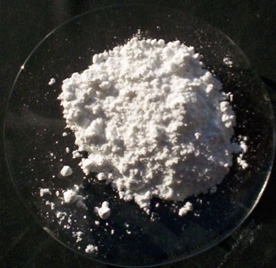 Key Difference - Calcium vs Calcium Carbonate