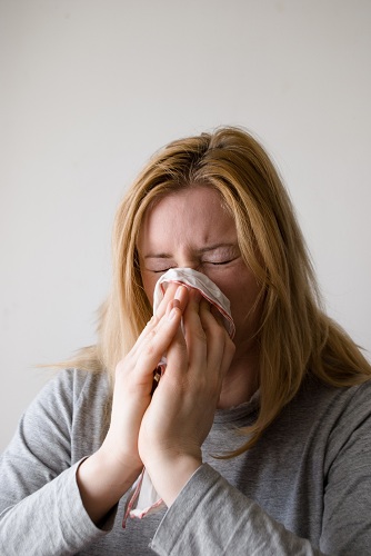 Key Difference - Sinus Infection vs Upper Respiratory Tract Infection 